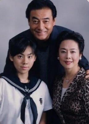 高橋真麻・高校時代の家族写真